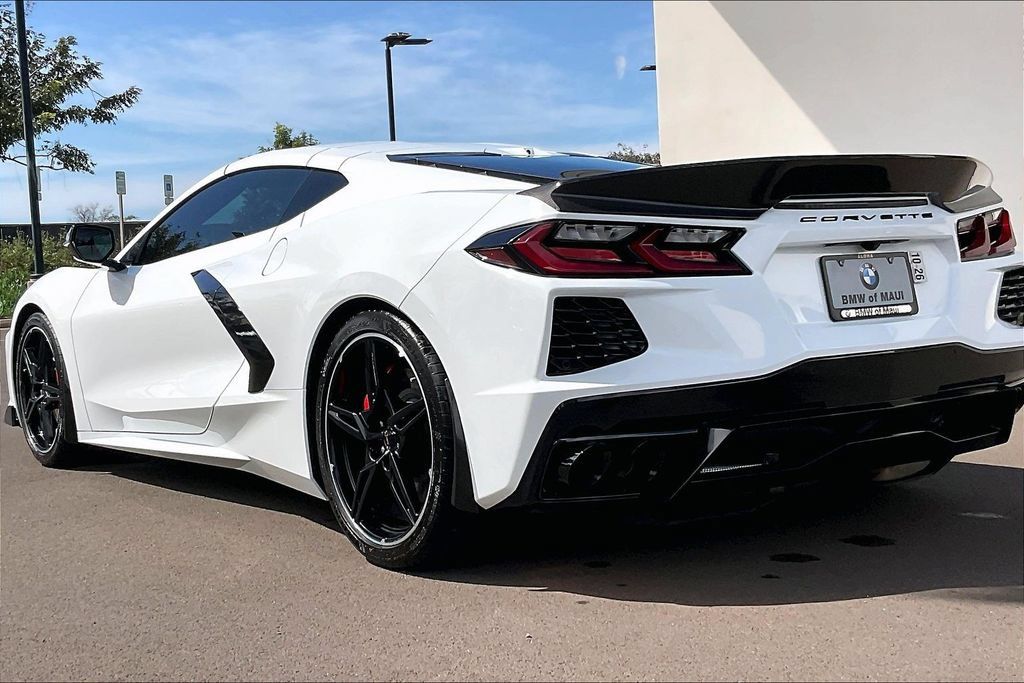 Used 2022 Chevrolet Corvette Stingray Premium Cpe w/ Z51 Performance Package RWD image 10
