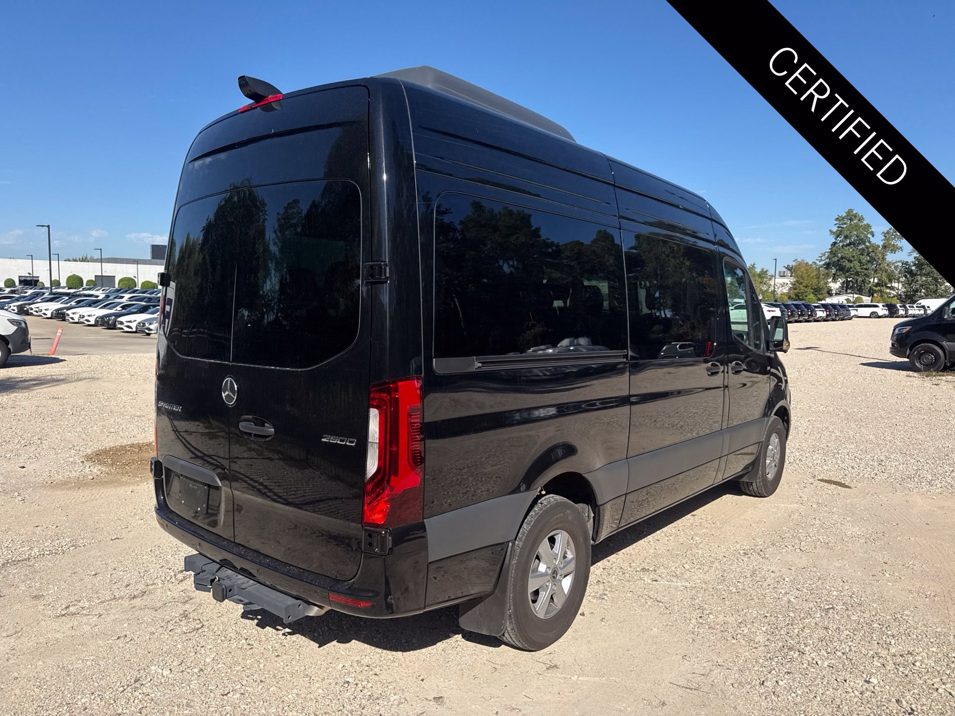 Used 2026 Mercedes-Benz Sprinter 2500 image 4