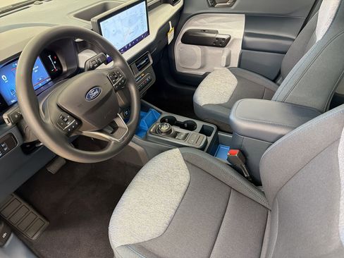New 2026 Ford Maverick XLT AWD/4WD image 4