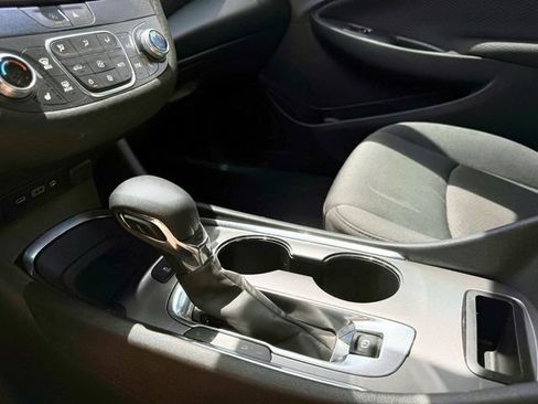 Used 2023 Chevrolet Malibu LT w/ Driver Confidence Package FWD image 30