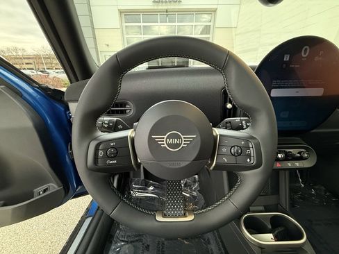 New 2025 MINI Cooper S image 18