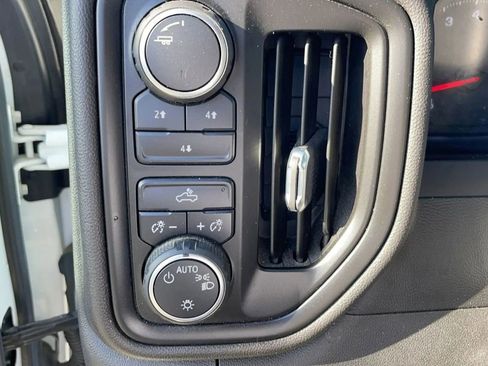 Used 2022 Chevrolet Silverado 2500 W/T w/ WT Convenience Package AWD/4WD image 15