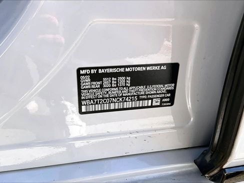 Used 2022 BMW 740i w/ Luxury Rear Seating Package image 33