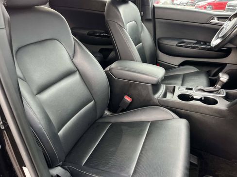 Used 2021 Kia Sportage S w/ S AWD Premium Package image 25