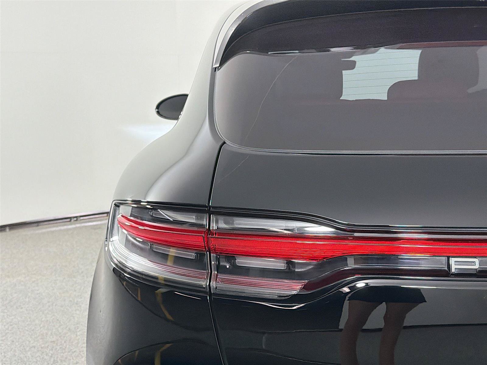 Certified 2024 Porsche Macan Turbo AWD/4WD image 16