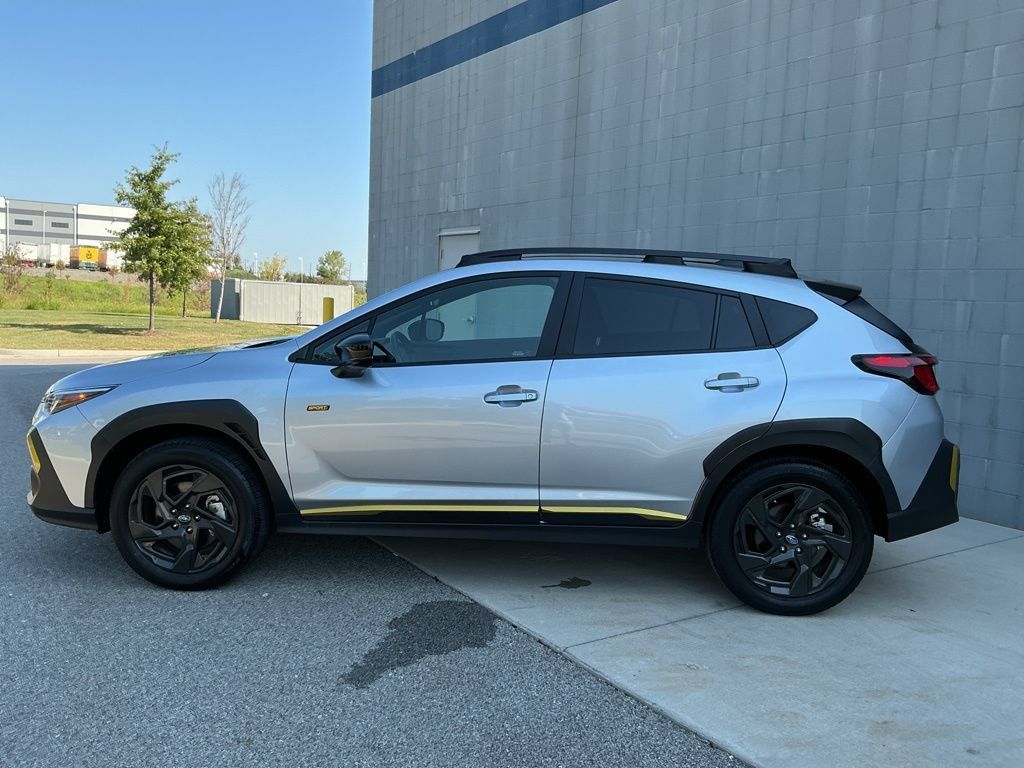 Used 2025 Subaru Crosstrek 2.5i Sport AWD/4WD image 8