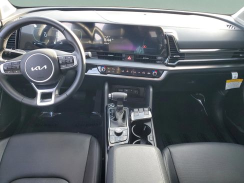 Certified 2025 Kia Sportage EX image 14