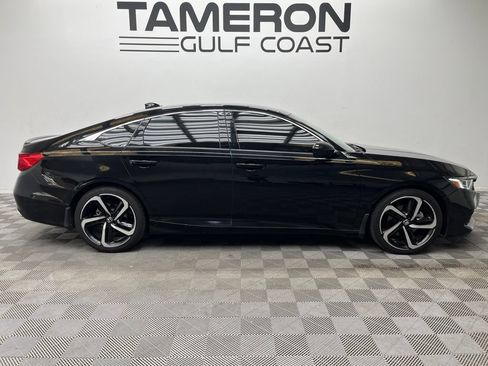 Used 2022 Honda Accord Sport image 4
