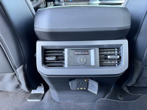 New 2025 Ford F250 Lariat w/ Lariat Ultimate Package image 23