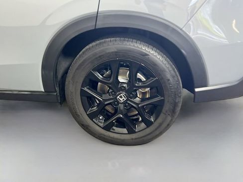 Used 2025 Honda HR-V Sport image 25