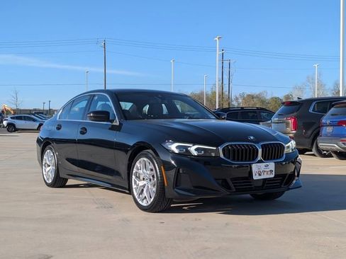 Used 2025 BMW 330i Sedan image 7