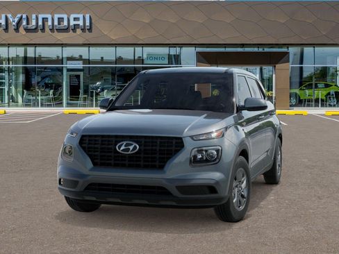 Certified 2026 Hyundai Venue SE FWD image 6