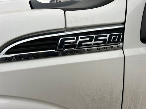 Used 2012 Ford F250 Lariat image 12