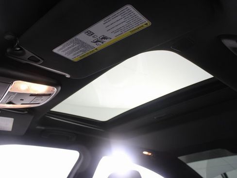 Used 2023 Dodge Charger Scat Pack w/ Plus Group image 9