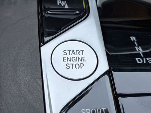 New 2026 BMW X5 xDrive40i w/ M Sport Package image 33