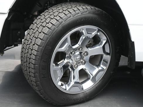 Used 2022 RAM 1500 Big Horn AWD/4WD image 23