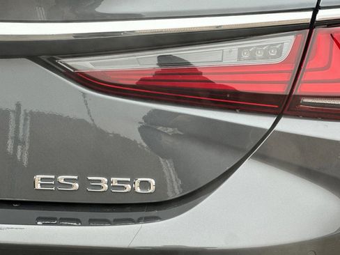 Certified 2022 Lexus ES 350 w/ Premium Package image 30