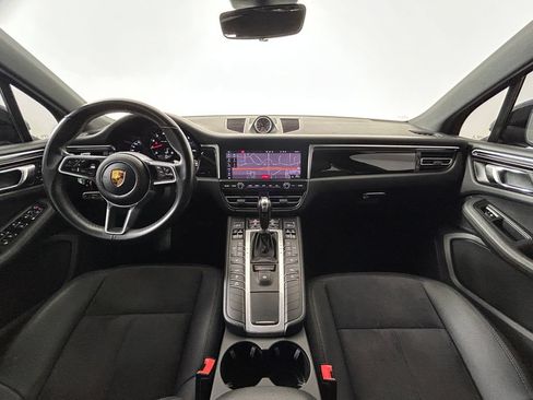 Used 2020 Porsche Macan w/ Driver Memory Package AWD/4WD image 13