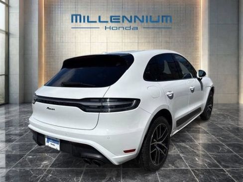 Used 2023 Porsche Macan Turbo AWD/4WD image 4