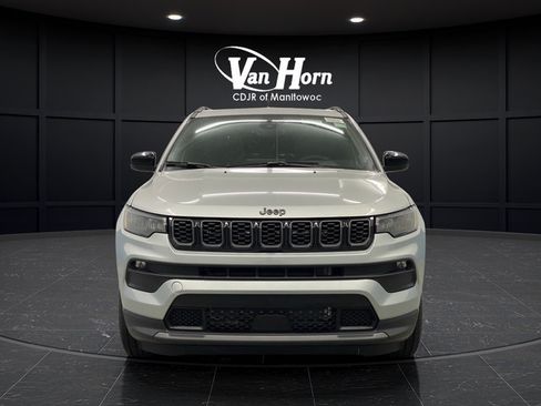 New 2026 Jeep Compass Latitude w/ Quick Order Package 29K AWD/4WD image 11