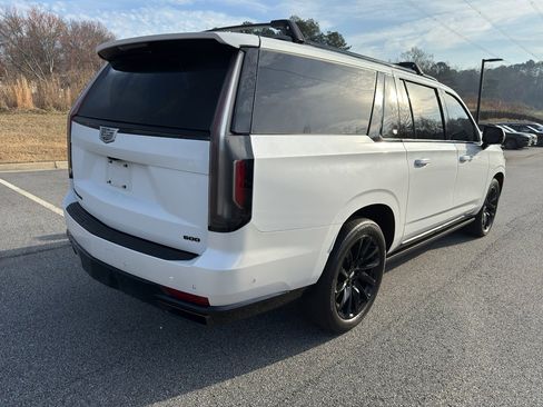 Used 2023 Cadillac Escalade ESV Sport Platinum w/ LPO, ONYX Package image 5