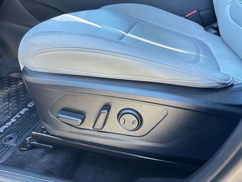 Used 2025 Hyundai Santa Cruz SEL image 34