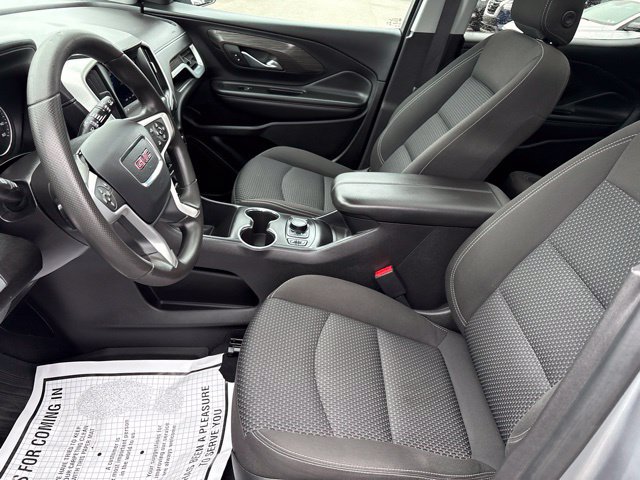 Used 2023 GMC Terrain SLE w/ Driver Convenience Package AWD/4WD image 9