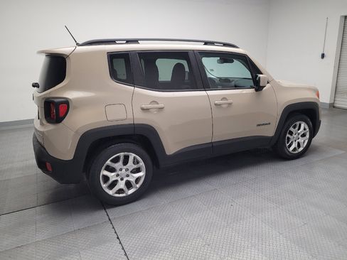 Used 2015 Jeep Renegade Latitude image 10