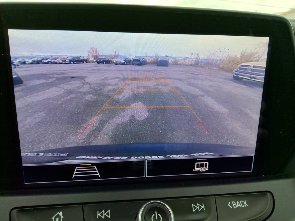 Used 2022 Chevrolet Blazer LT AWD/4WD image 16