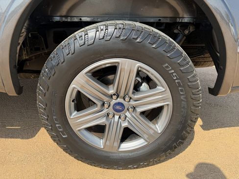 Used 2020 Ford F150 XLT w/ Equipment Group 302A Luxury RWD image 11