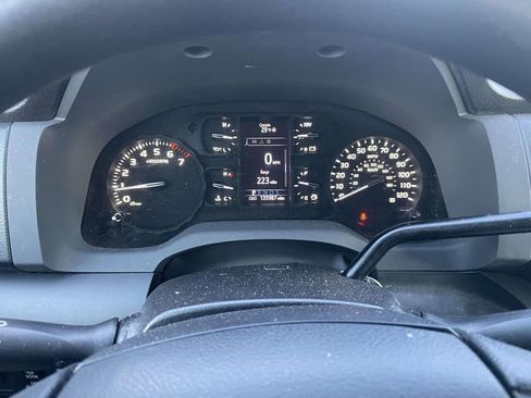 Used 2019 Toyota Tundra SR5 image 34