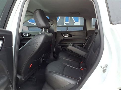 Used 2022 Jeep Compass Trailhawk w/ Trailhawk Elite Group image 9