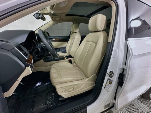 Used 2018 Audi Q5 2.0T Premium Plus w/ Premium Plus Package AWD/4WD image 25