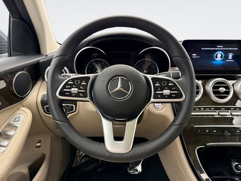 Used 2021 Mercedes-Benz GLC 300 4MATIC image 12