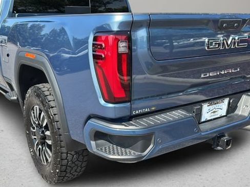 Used 2025 GMC Sierra 2500 Denali Ultimate AWD/4WD image 37