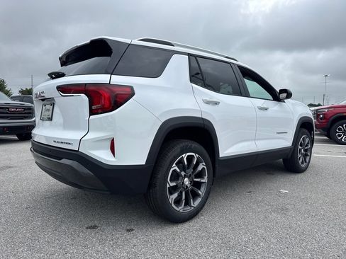 New 2027 GMC Terrain Elevation w/ Elevation Premium Package FWD image 7
