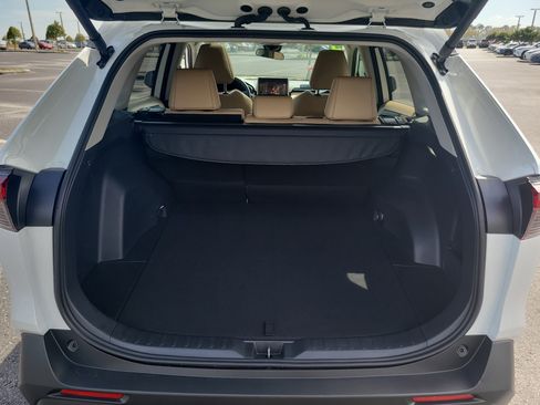 Used 2025 Toyota RAV4 XLE Premium image 11