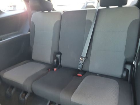 Used 2023 Chevrolet Traverse LT image 13