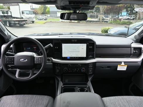 New 2026 Ford F350 XLT w/ XLT Premium Package AWD/4WD image 28