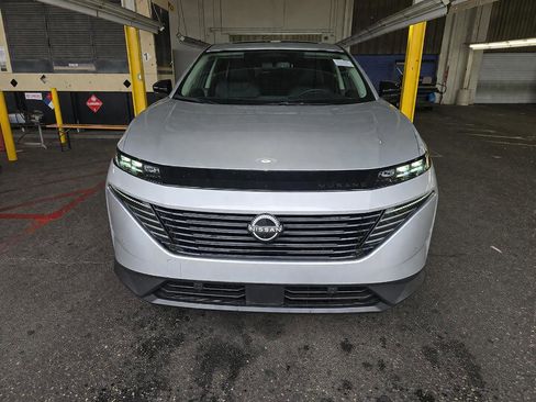 Used 2025 Nissan Murano SL image 2