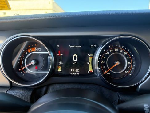 Used 2021 Jeep Wrangler Unlimited Willys image 29