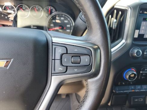 Used 2021 Chevrolet Silverado 1500 LT RWD image 29