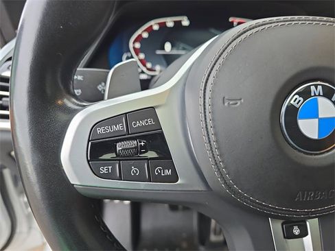 Used 2022 BMW X7 xDrive40i w/ M Sport Package image 20