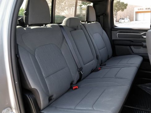 Used 2022 RAM 1500 Big Horn AWD/4WD image 30