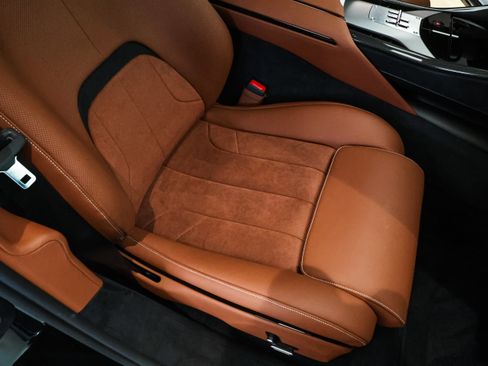 Used 2025 Ferrari Purosangue image 34