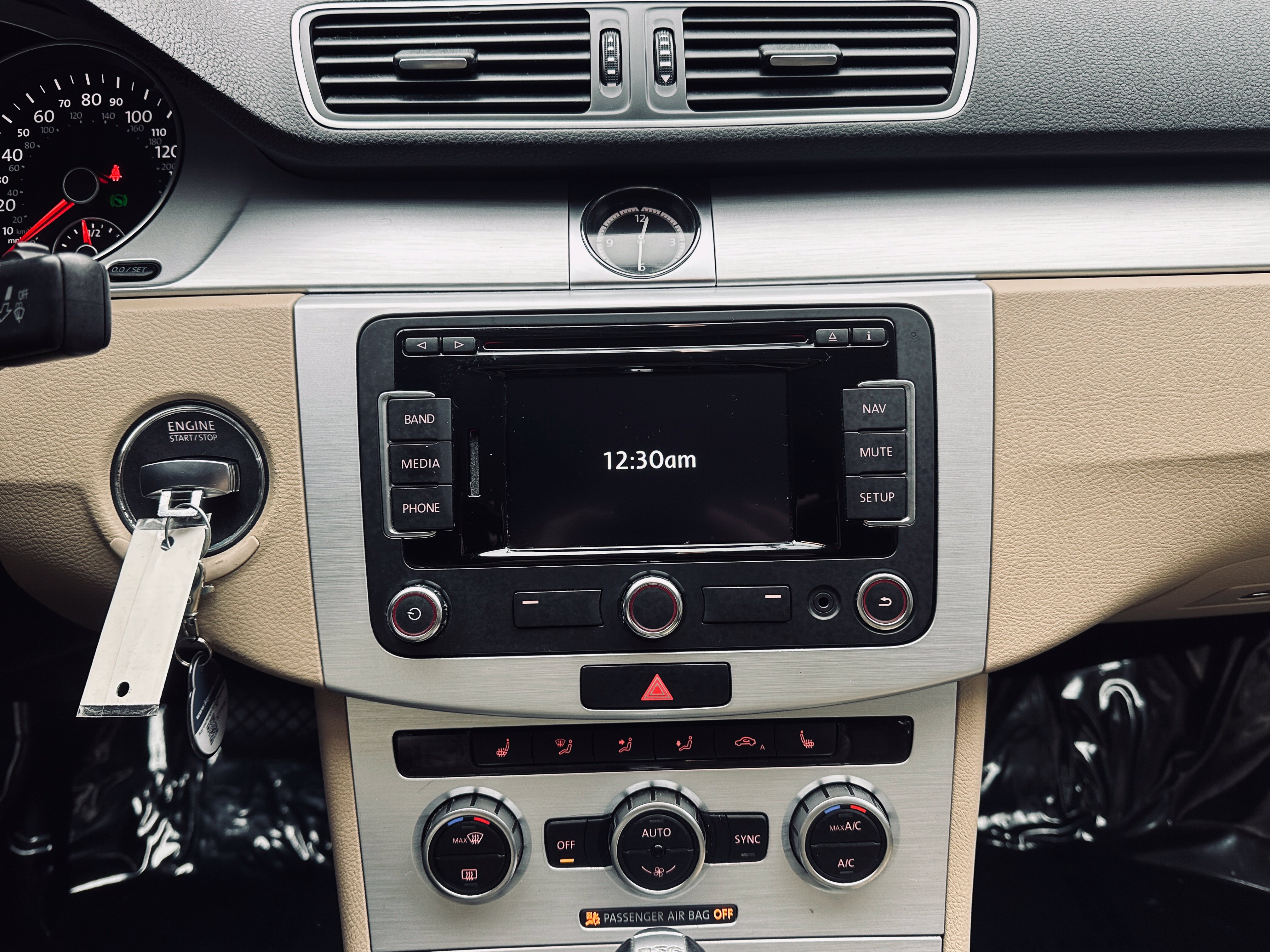 Used 2015 Volkswagen CC Sport FWD image 27