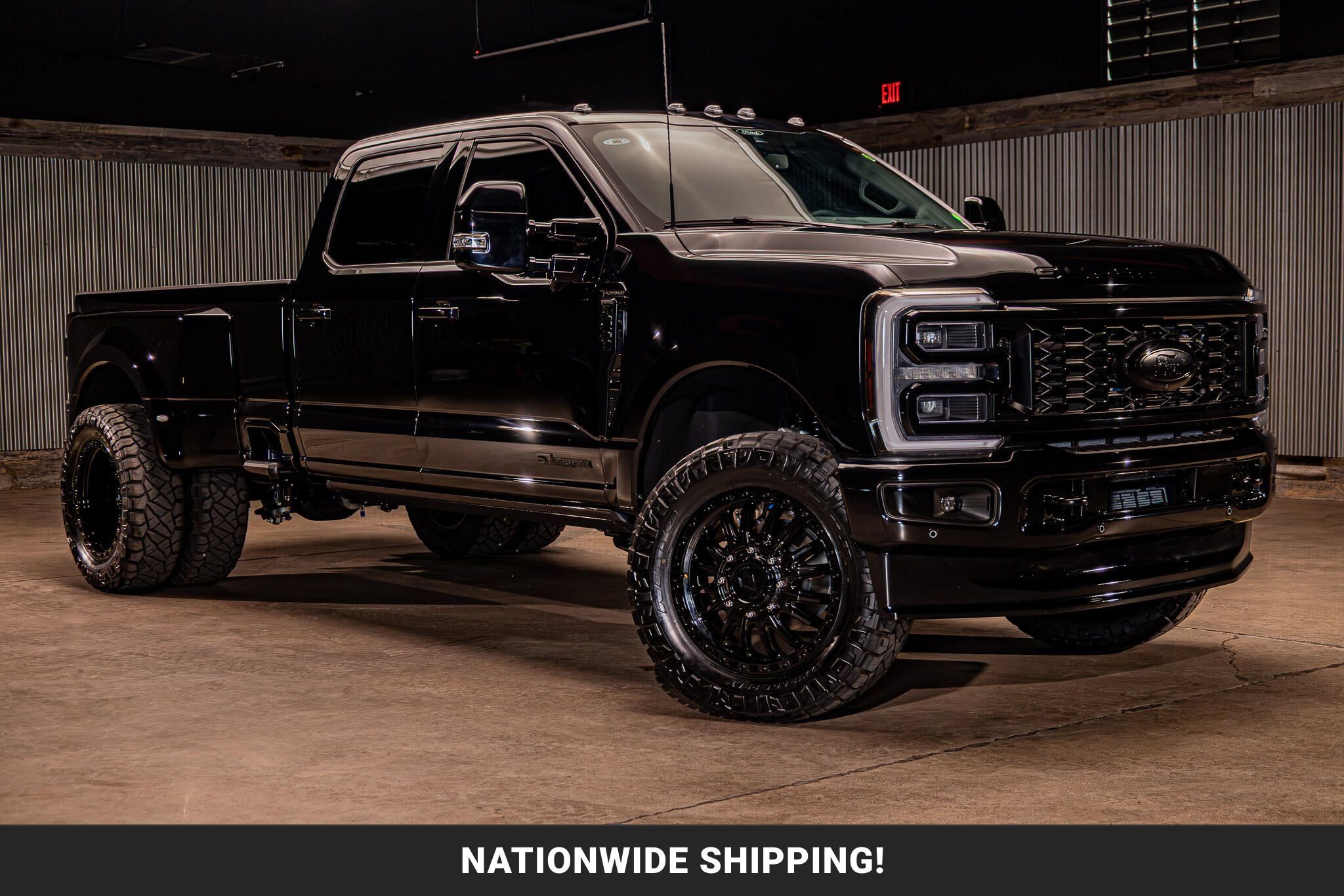 Used 2026 Ford F350 Platinum w/ FX4 Off-Road Package AWD/4WD image 1