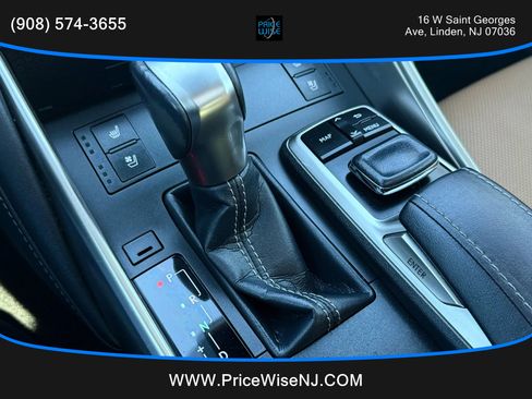 Used 2017 Lexus IS 300 F Sport image 18