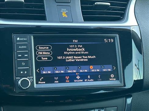 Used 2019 Nissan Sentra SR w/ Exterior Package image 22