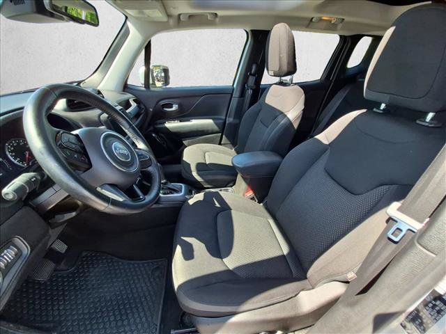 Used 2020 Jeep Renegade Altitude AWD/4WD image 15